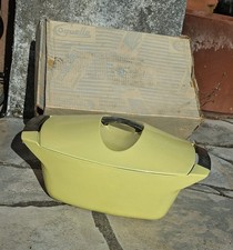 Marmite jaune Le Creuset