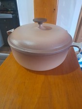 Cocotte Neuve En Fonte Le