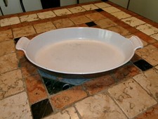 ancien plat en fonte Ovale le