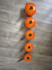 Lot de 5 casseroles oranges en