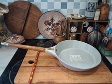 Neuve - POÊLE Le Creuset 28